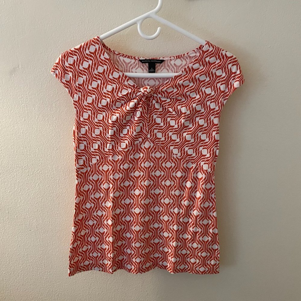 Banana Republic Coral and White Sleeveless Top